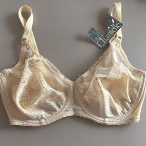 Chantelle Cream Lace Underwire Bra